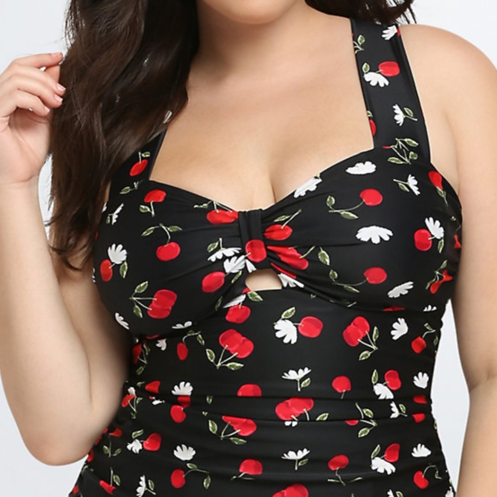 Torrid tankini top with retro swim bottom swimsuit